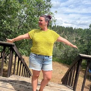 Meet your Posher, Stephanie